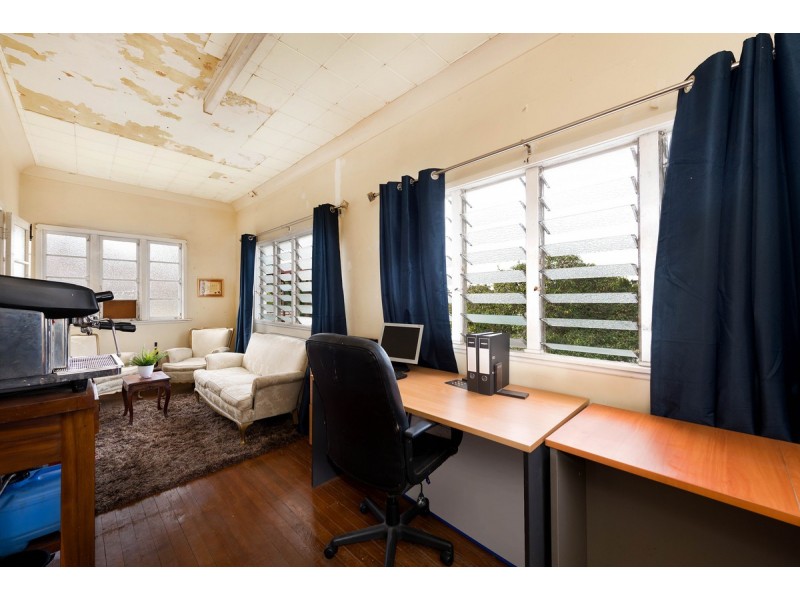 102 Jubilee Terrace, Bardon QLD 4065