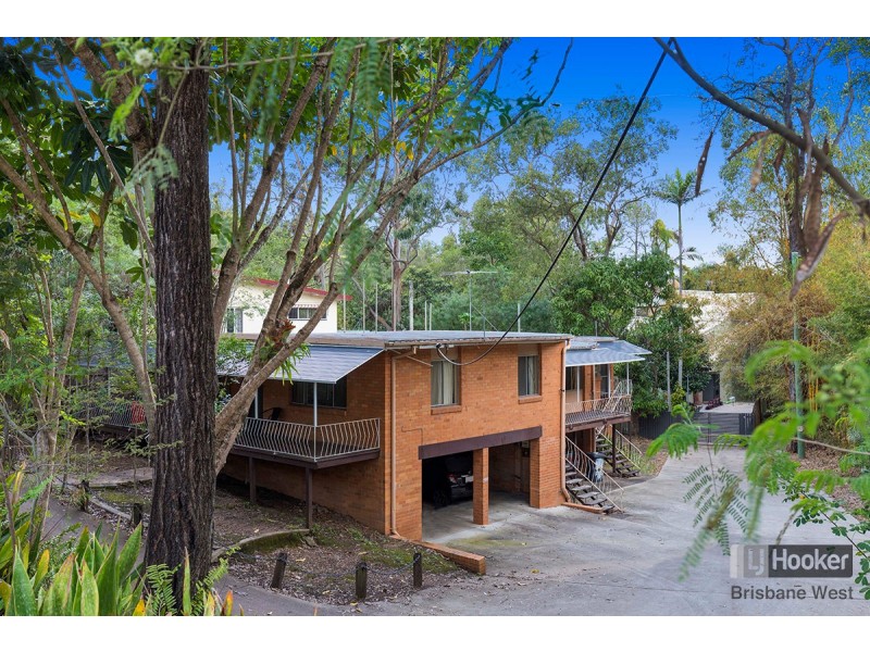 2/80 Finney Road, Indooroopilly QLD 4068