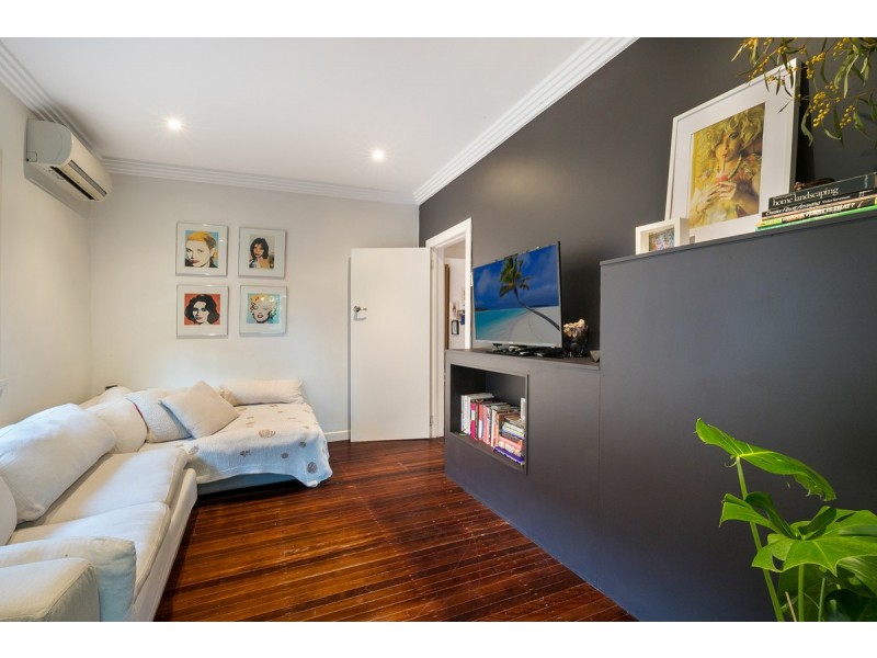 124 Russell Terrace, Indooroopilly QLD 4068