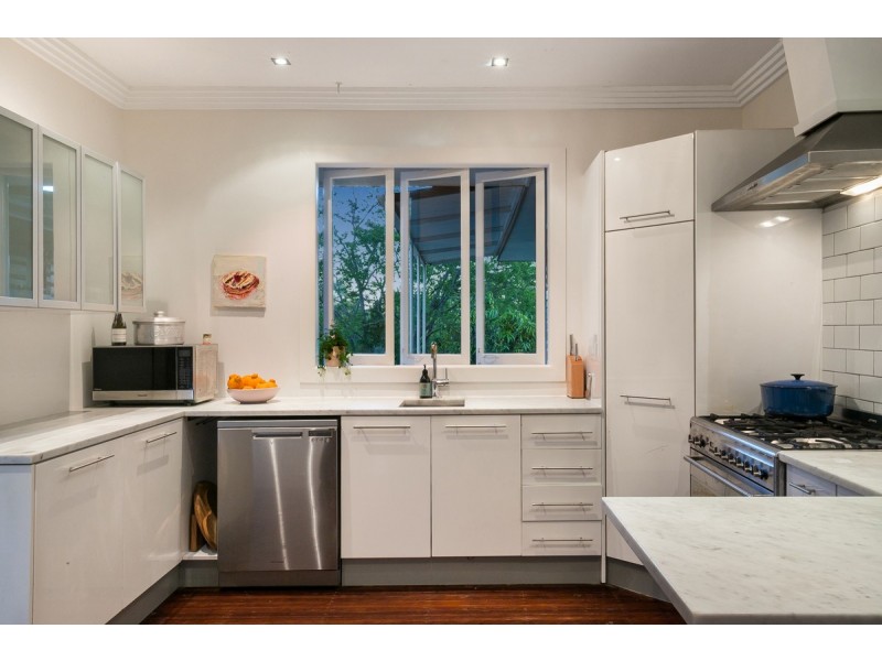 124 Russell Terrace, Indooroopilly QLD 4068