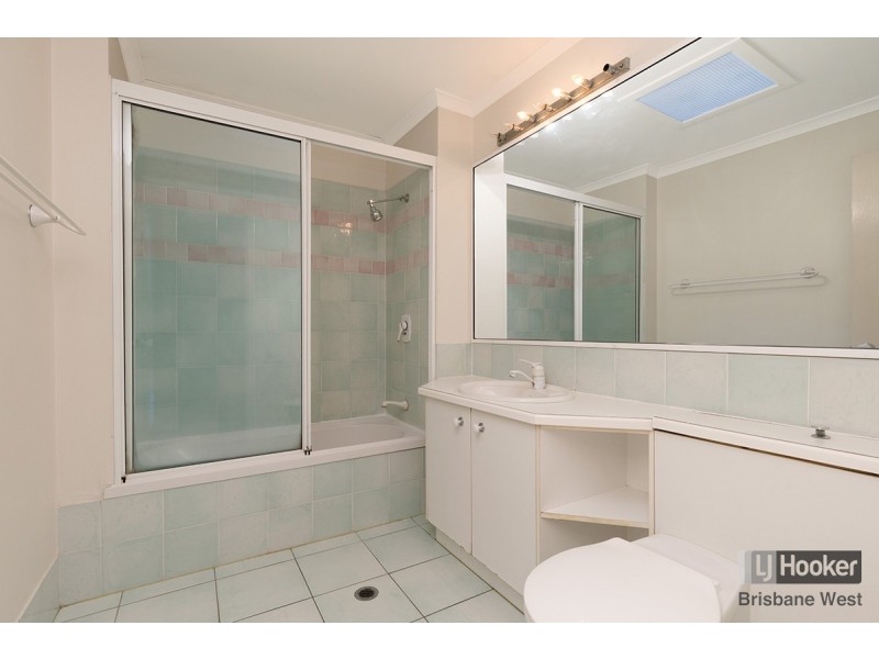 5/20 Dean Street, Toowong QLD 4066