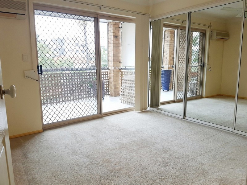 4/18 Lima Street, Auchenflower QLD 4066