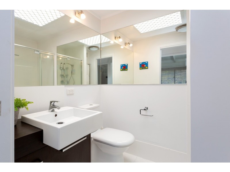 1/136 Miskin Street, Toowong QLD 4066
