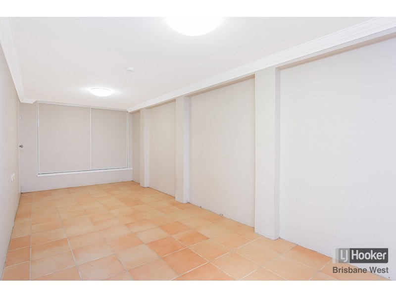 1/39 Salisbury Street, Indooroopilly QLD 4068