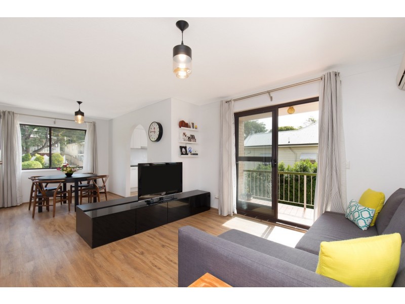 1/10 Lucinda Street, Taringa QLD 4068