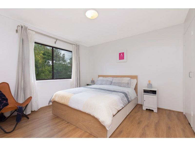 1/10 Lucinda Street, Taringa QLD 4068