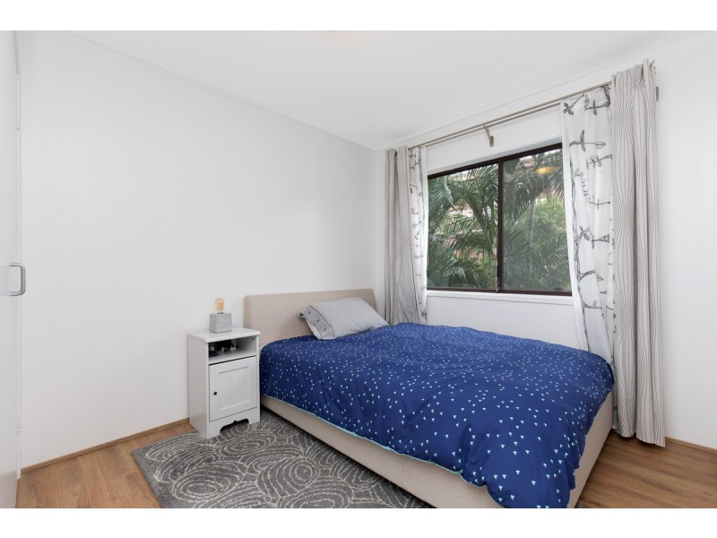 1/10 Lucinda Street, Taringa QLD 4068