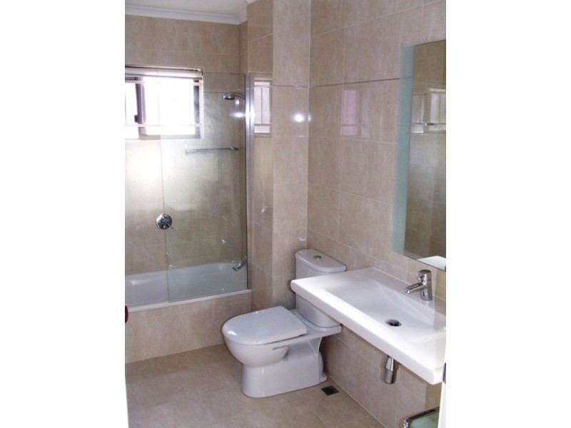 3/24 Herbert Street, Toowong QLD 4066