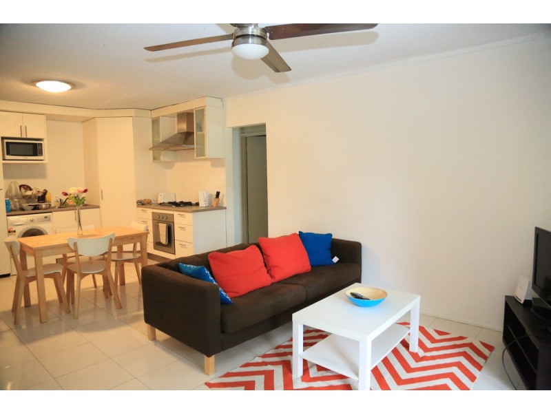 1/107 Macquarie Street, St Lucia QLD 4067