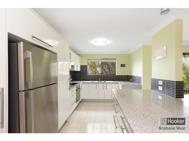 6/19 Kerr Street, Toowong QLD 4066