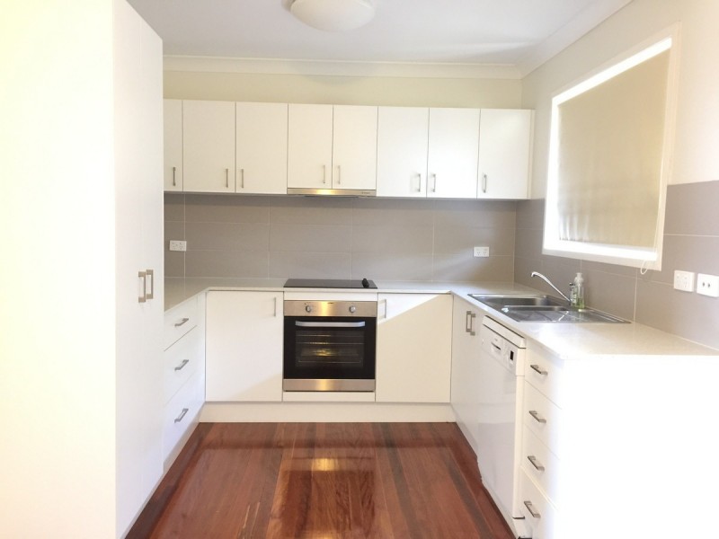 11 Kogarah Street, Tarragindi QLD 4121