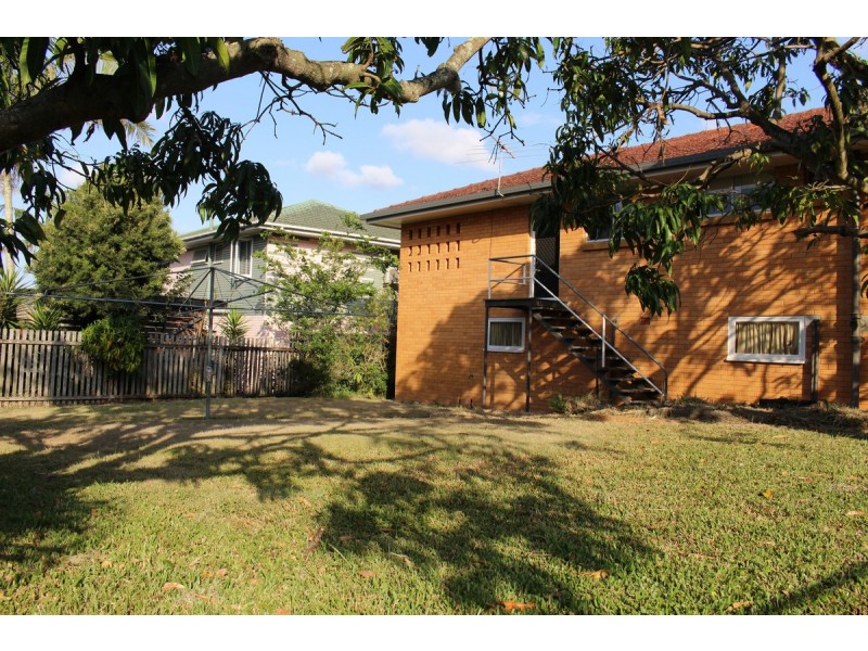 11 Kogarah Street, Tarragindi QLD 4121