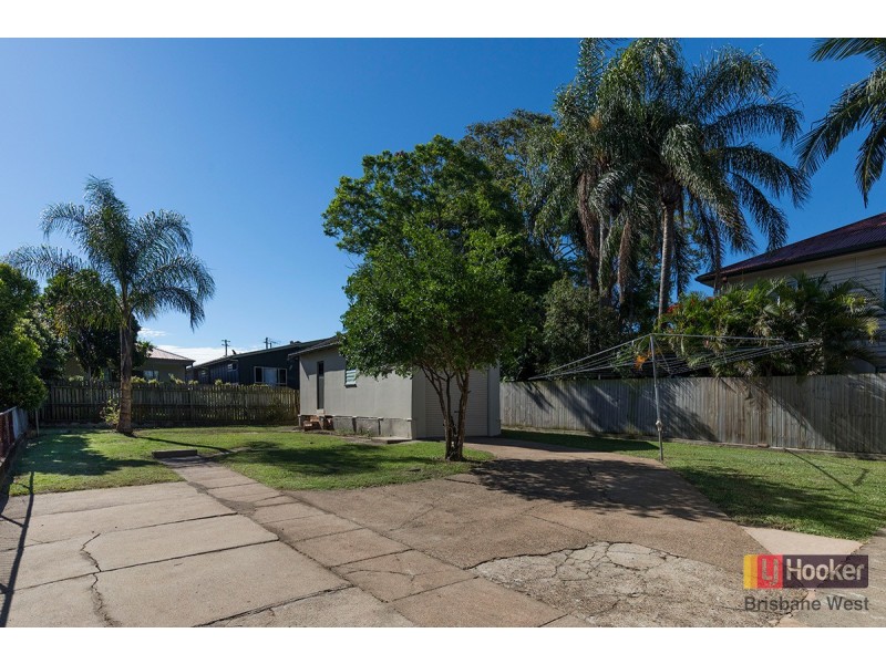 9 Coleman Street, Graceville QLD 4075