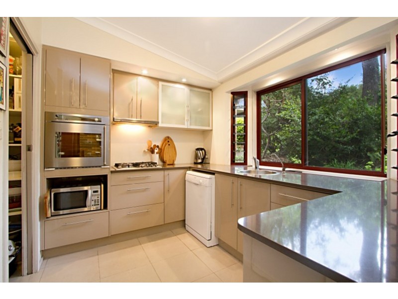 70 Thorpe Street, Indooroopilly QLD 4068