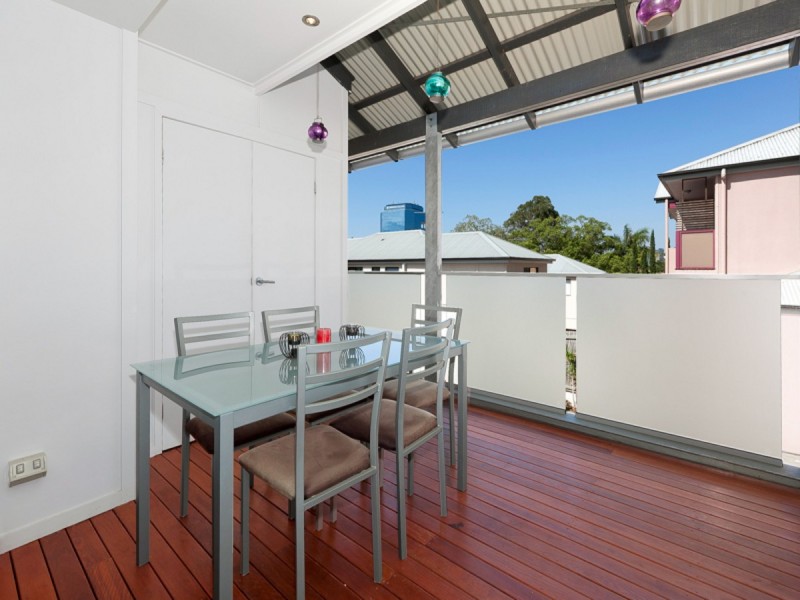 4/40 Macdonnell Street, Toowong QLD 4066