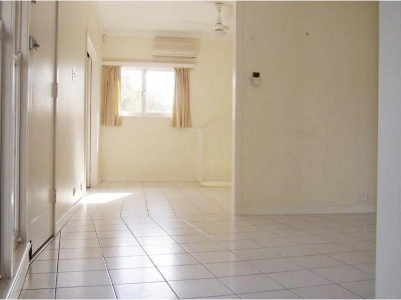 1 Hillside Terrace, St Lucia QLD 4067
