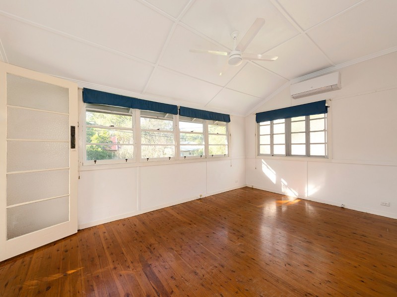 38 Todd Street, Taringa QLD 4068