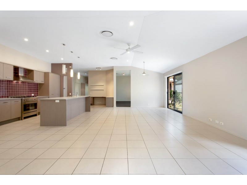 23 Courtney Place, Moggill QLD 4070