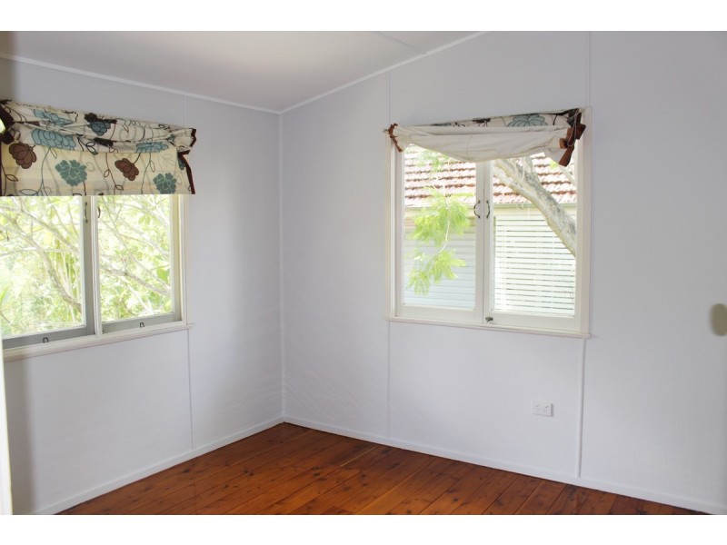 139 Jerrang Street, Indooroopilly QLD 4068