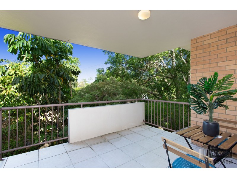 6/225 Carmody Road, St Lucia QLD 4067