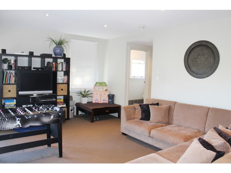 28 Garling Street, Red Hill QLD 4059