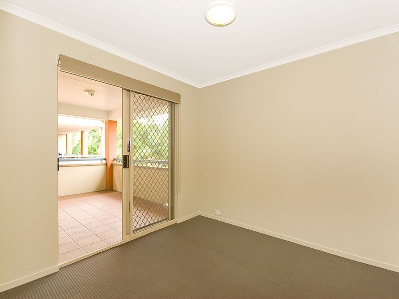 9/31 Glen Road, Toowong QLD 4066