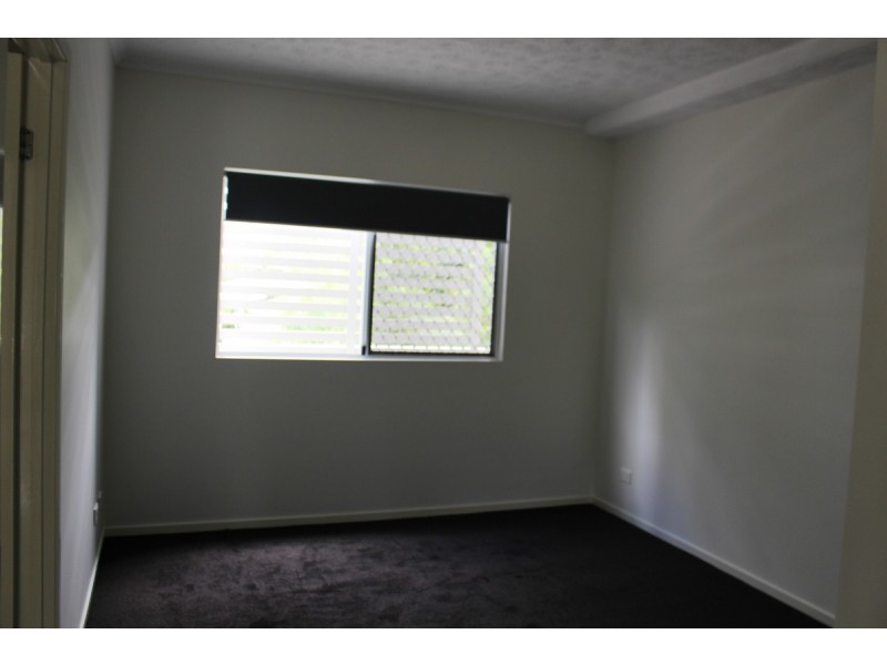 3/8 Underhill Avenue, Indooroopilly QLD 4068