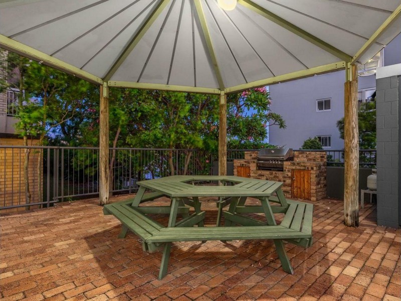 34/56 Dunmore Terrace, Auchenflower QLD 4066