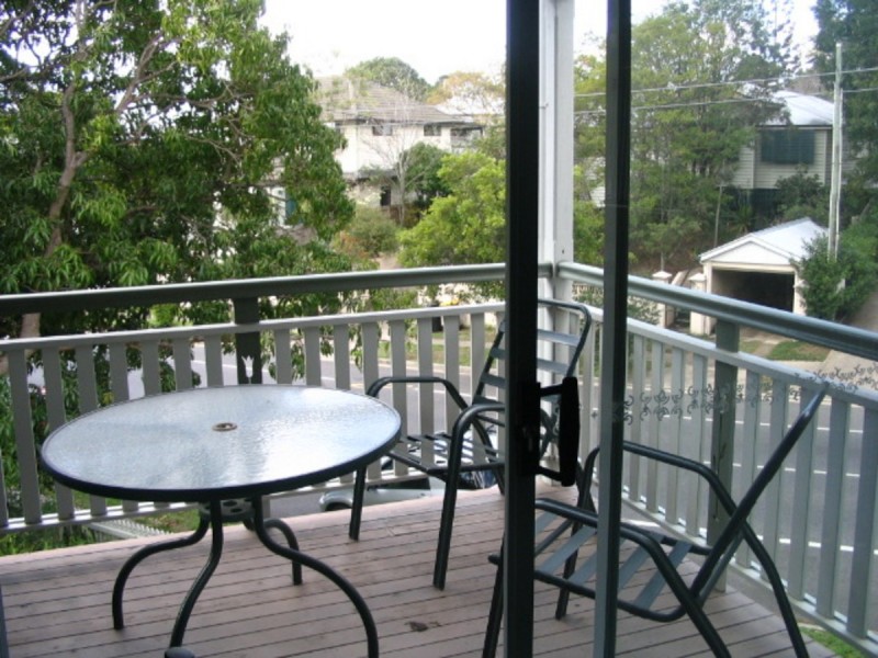 72 Ashgrove Avenue, Ashgrove QLD 4060