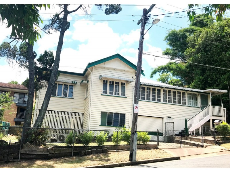 11 Burton Street, Indooroopilly QLD 4068