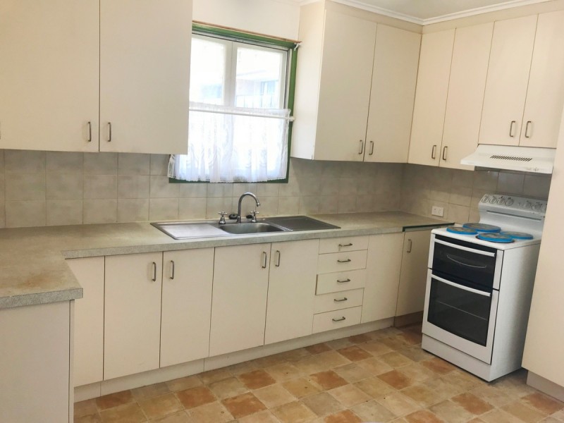 11 Burton Street, Indooroopilly QLD 4068