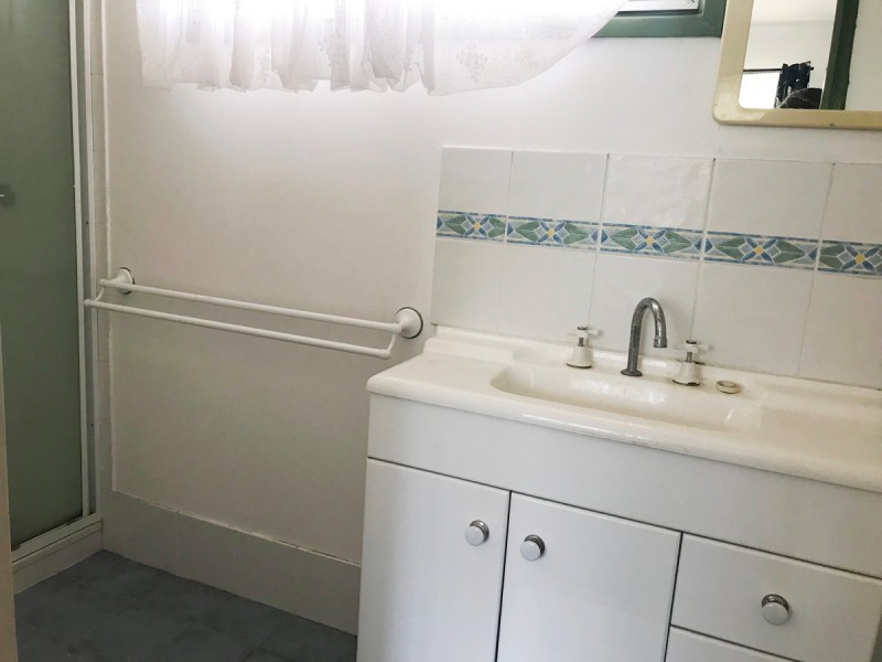 11 Burton Street, Indooroopilly QLD 4068