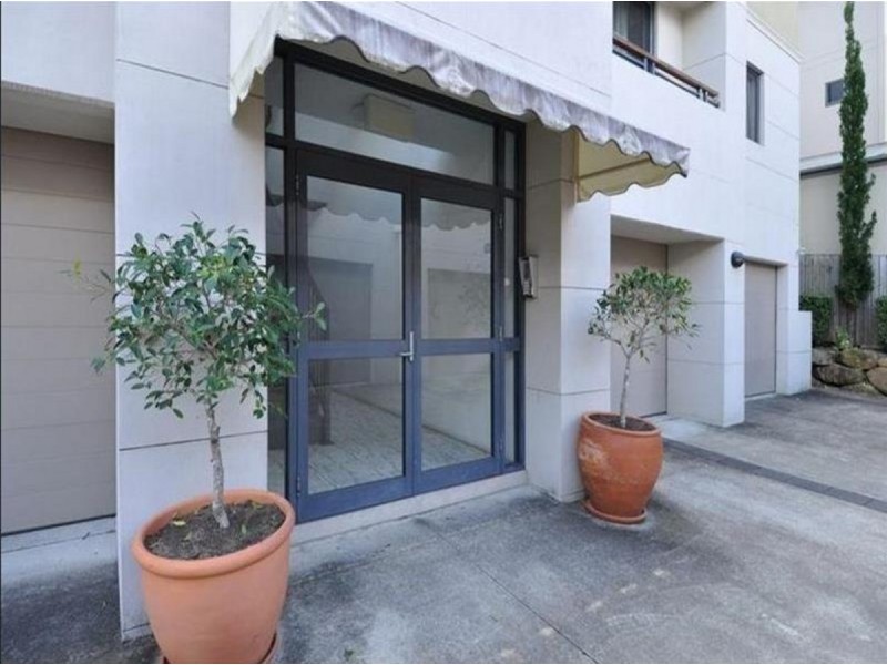 4/16 Cadell Street, Toowong QLD 4066