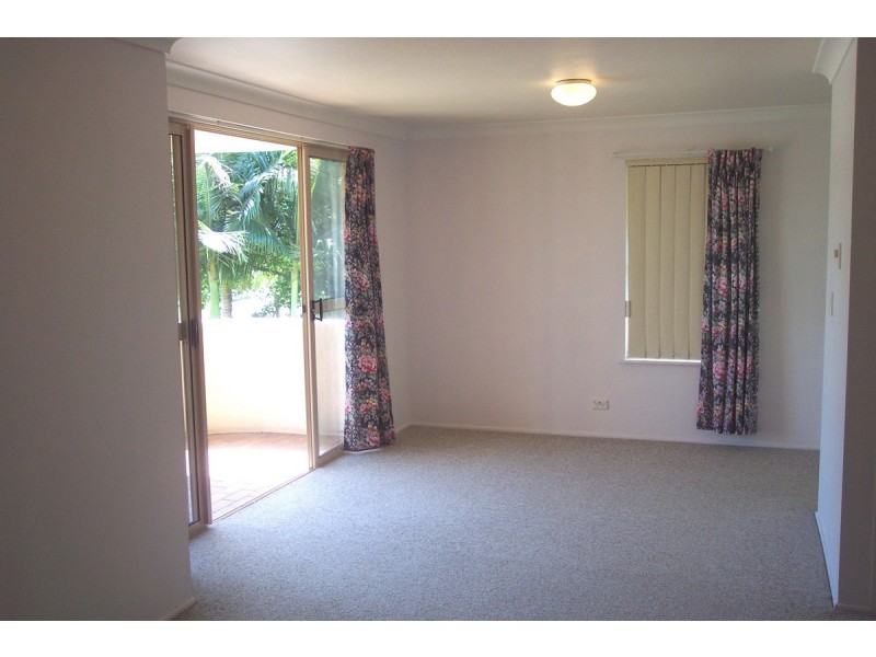 1/18 Cecil Street, Indooroopilly QLD 4068