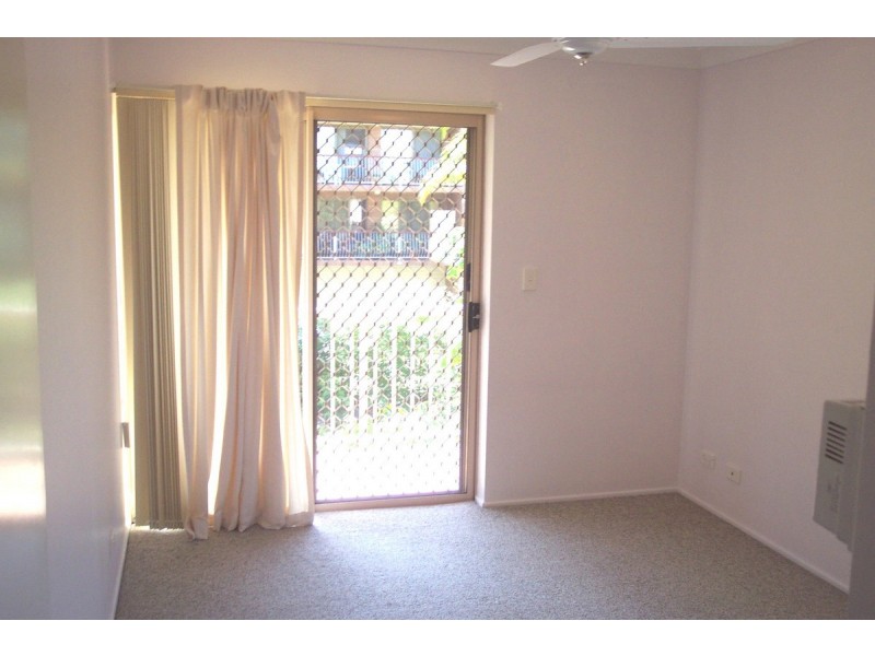 1/18 Cecil Street, Indooroopilly QLD 4068