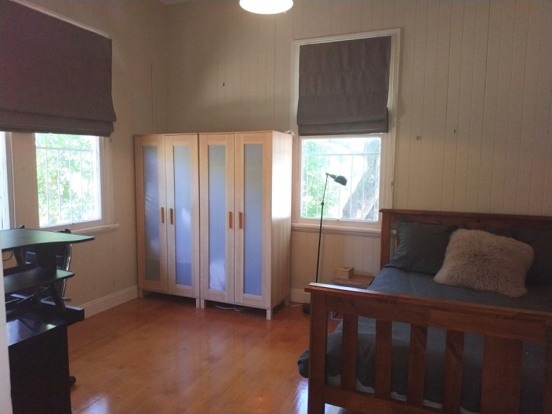 15 Markwell Street, Auchenflower QLD 4066