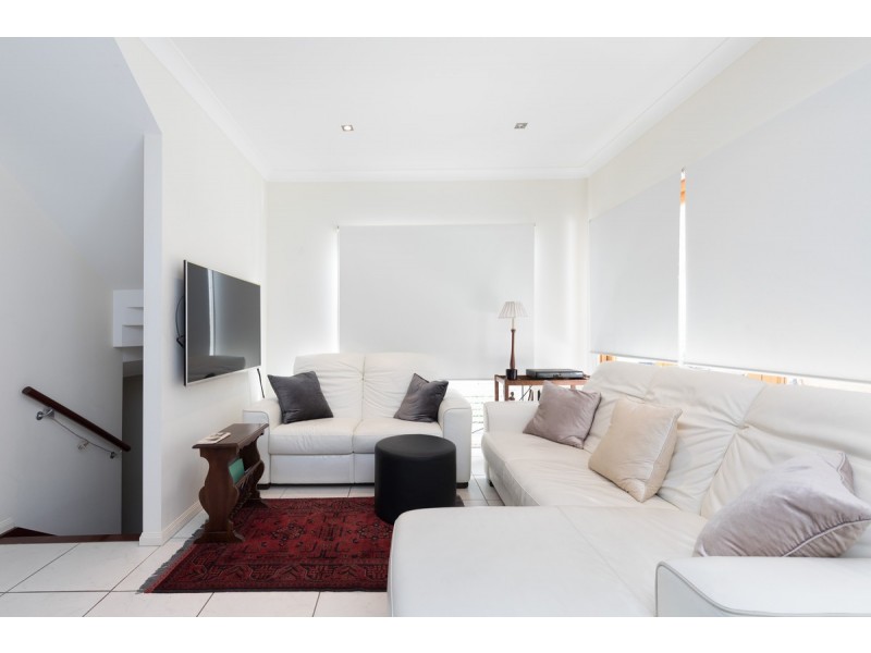 1/37 Frederick Street, Taringa QLD 4068