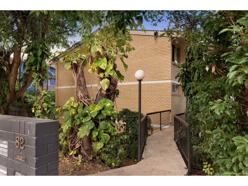 8/82 Miskin Street, Toowong QLD 4066