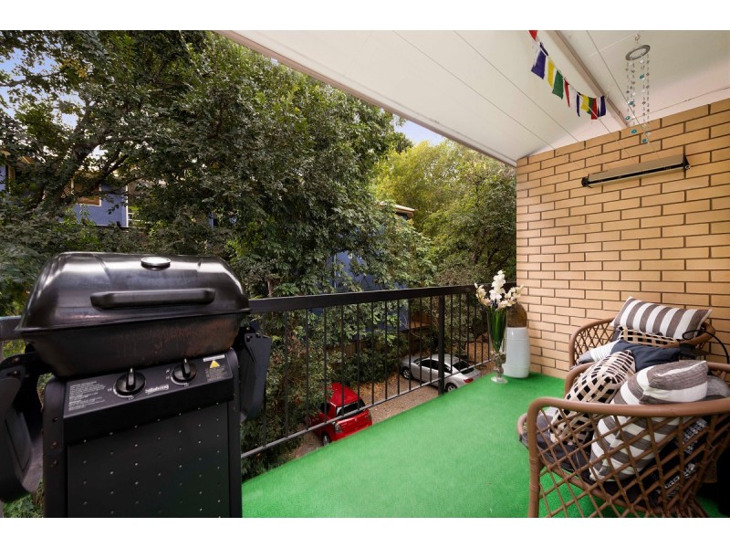 8/82 Miskin Street, Toowong QLD 4066