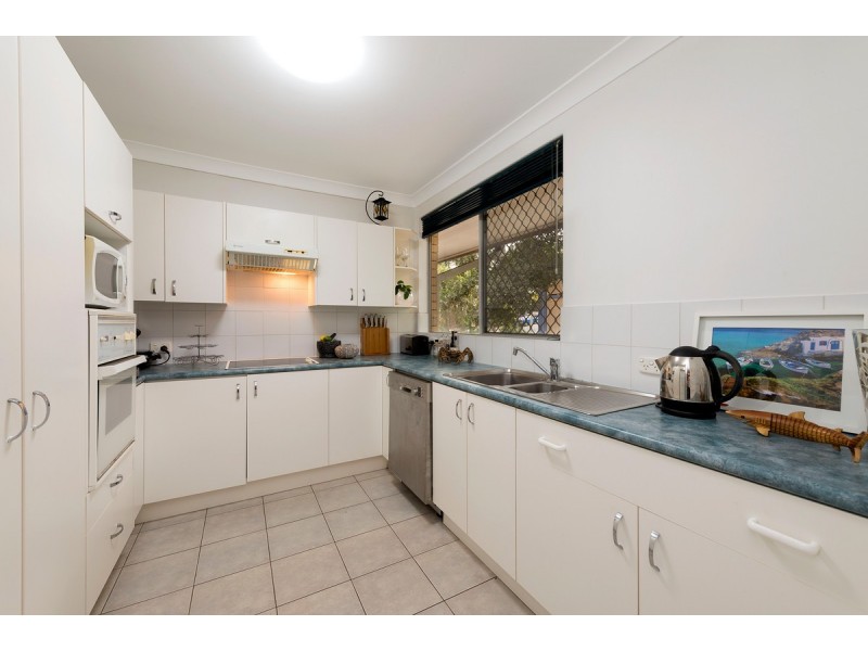 8/82 Miskin Street, Toowong QLD 4066