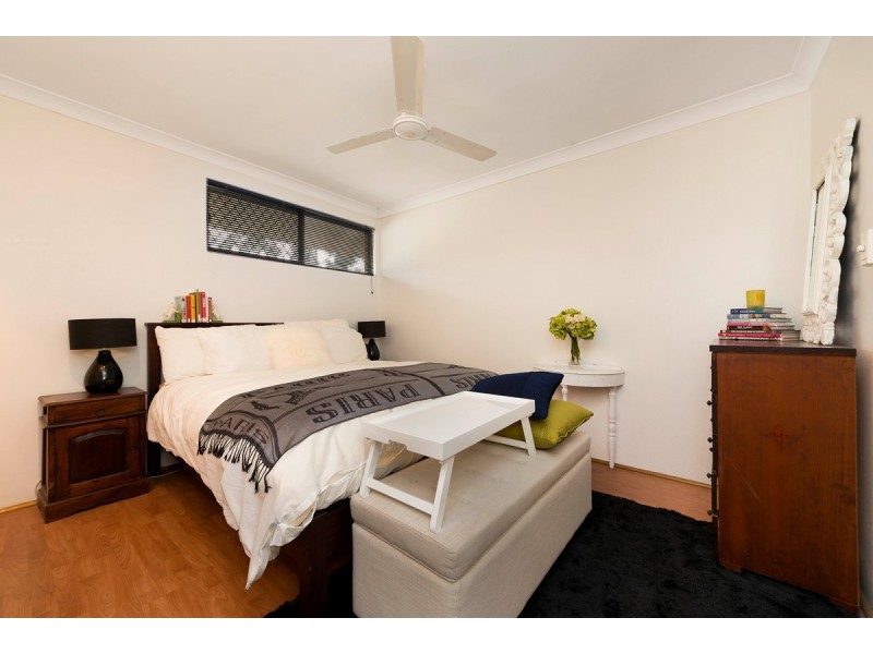 8/82 Miskin Street, Toowong QLD 4066