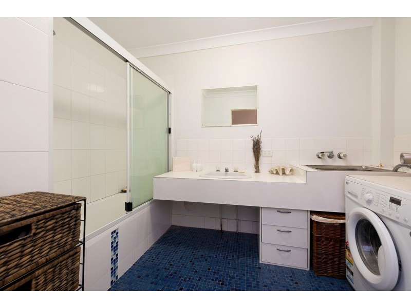 8/82 Miskin Street, Toowong QLD 4066