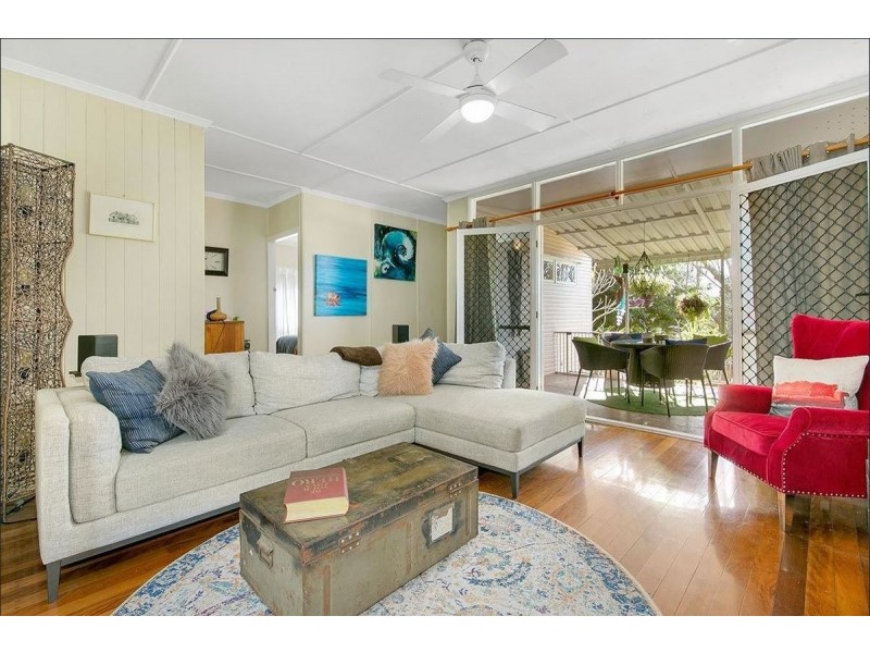 29 Lawson Street, Oxley QLD 4075