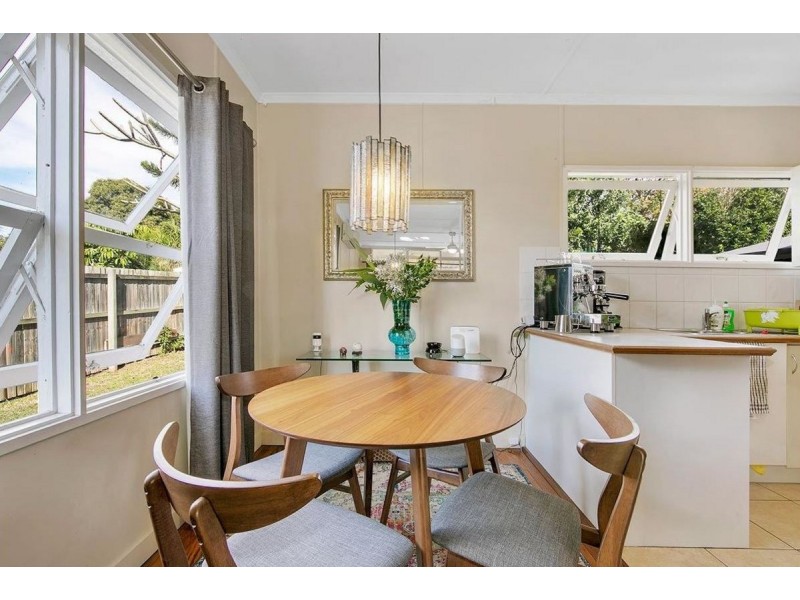 29 Lawson Street, Oxley QLD 4075