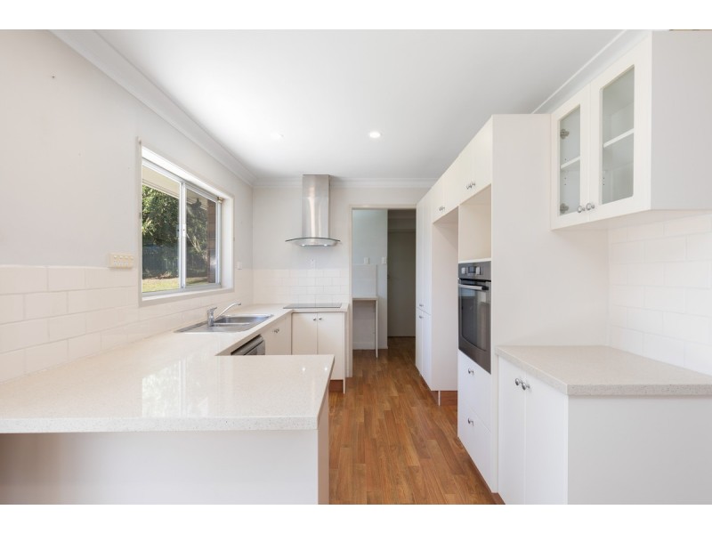 25 Anchusa Street, Bellbowrie QLD 4070