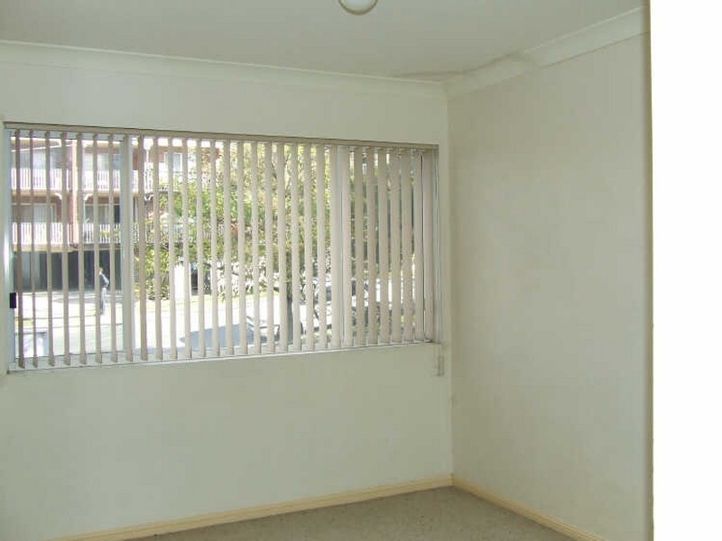 2/73 Waverley Road, Taringa QLD 4068