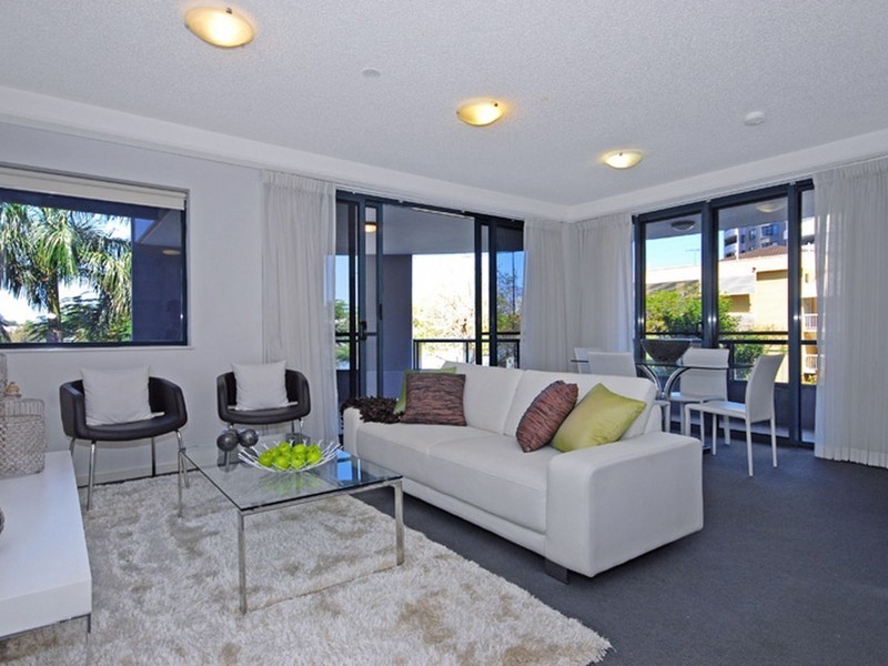 202/21 Patrick Lane, Toowong QLD 4066