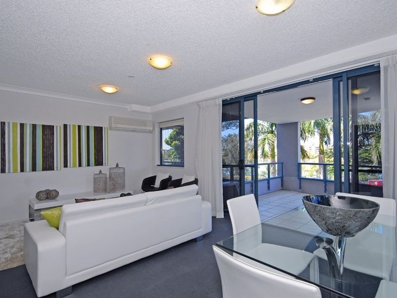 202/21 Patrick Lane, Toowong QLD 4066