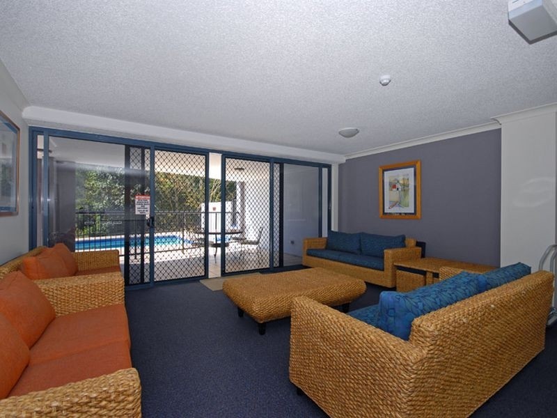 202/21 Patrick Lane, Toowong QLD 4066