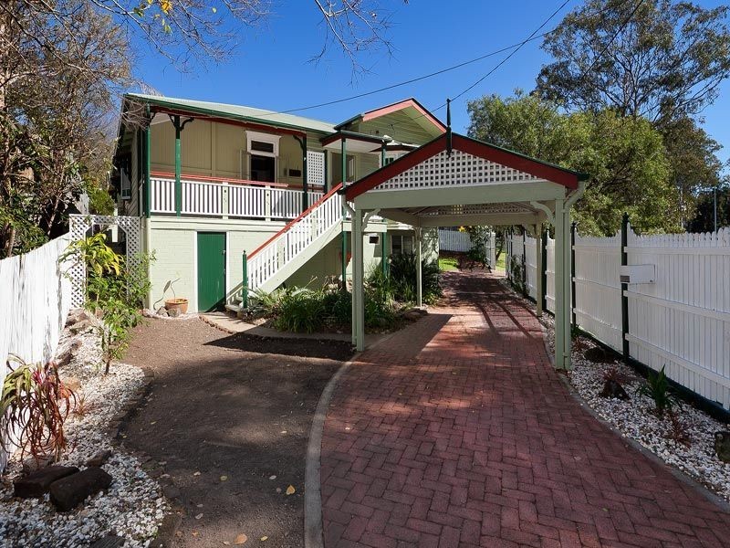 6 Union Street, Taringa QLD 4068